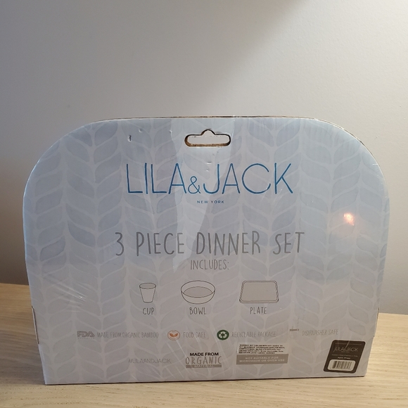 LILA&JACK 3pc Dinner Set - Picture 2 of 3
